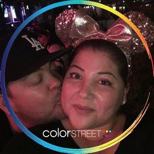 Meet your Posher, Adrienne